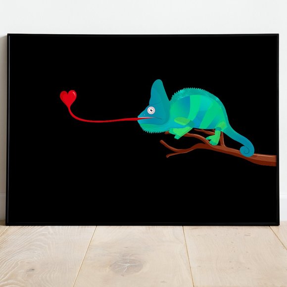 Chameleon with heart Illustration - Picture 1 of 1